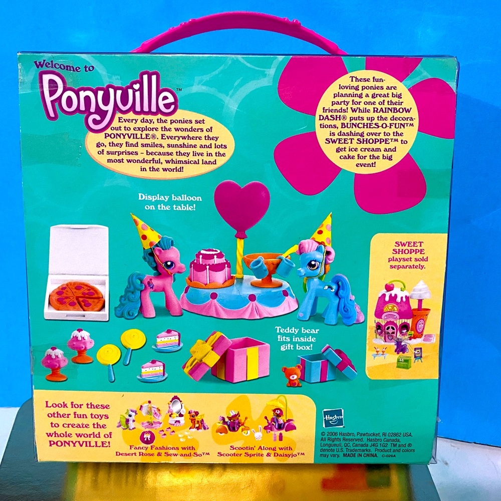 MY LITTLE PONY NWT 2006 PONYVILLE BIRTHDAY AFTERNOON RAINBOW DASH &BUNCHES-O-FUN - Picture 13 of 16